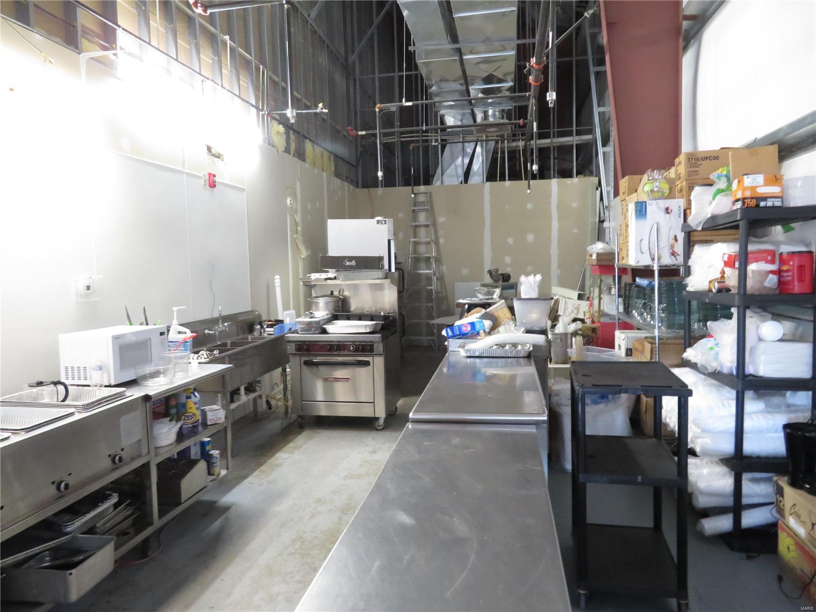 Canteen Township Sec 23 - Commercial Sale