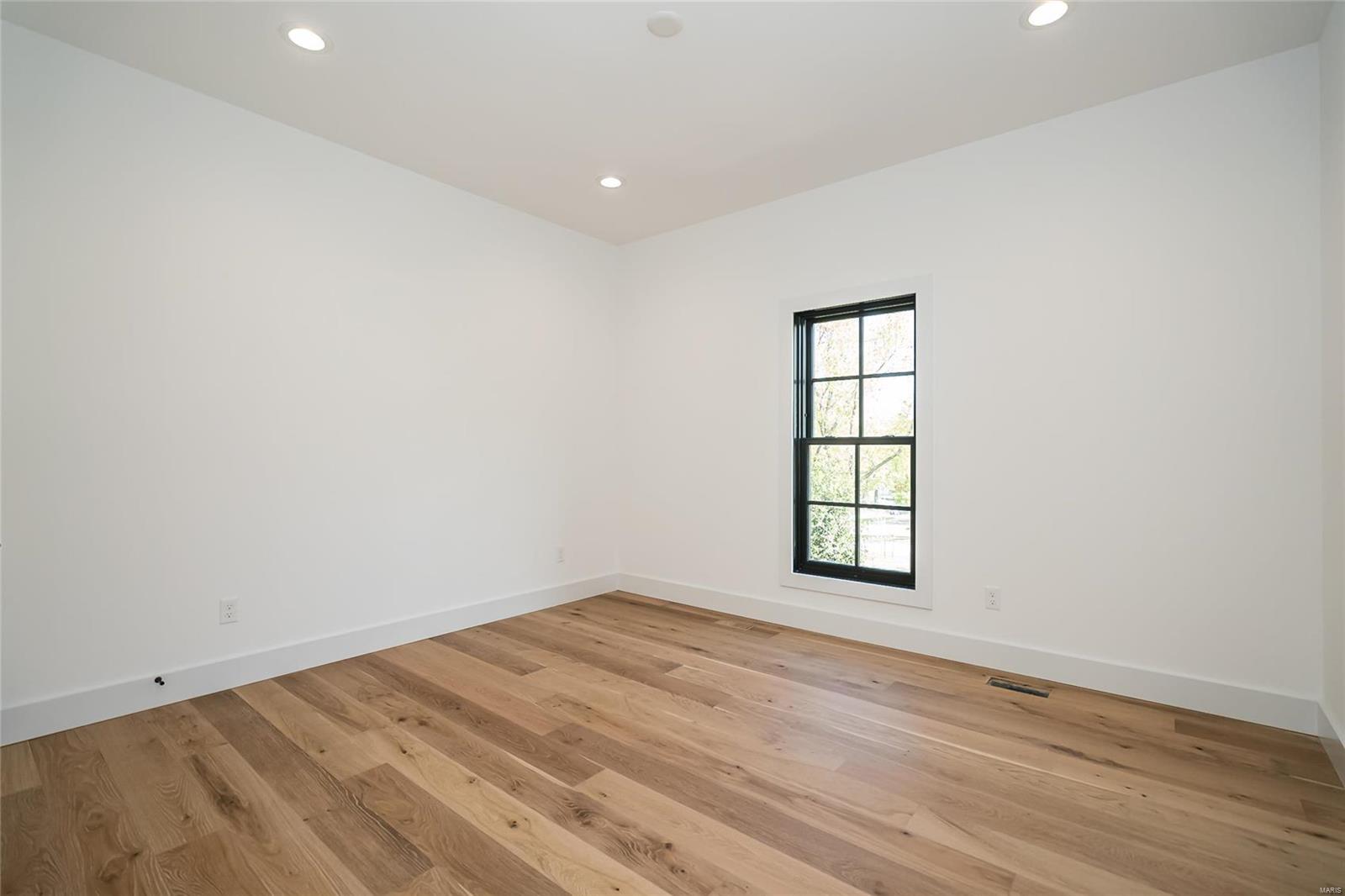 Meadowbrook Country Club Estates - Residential