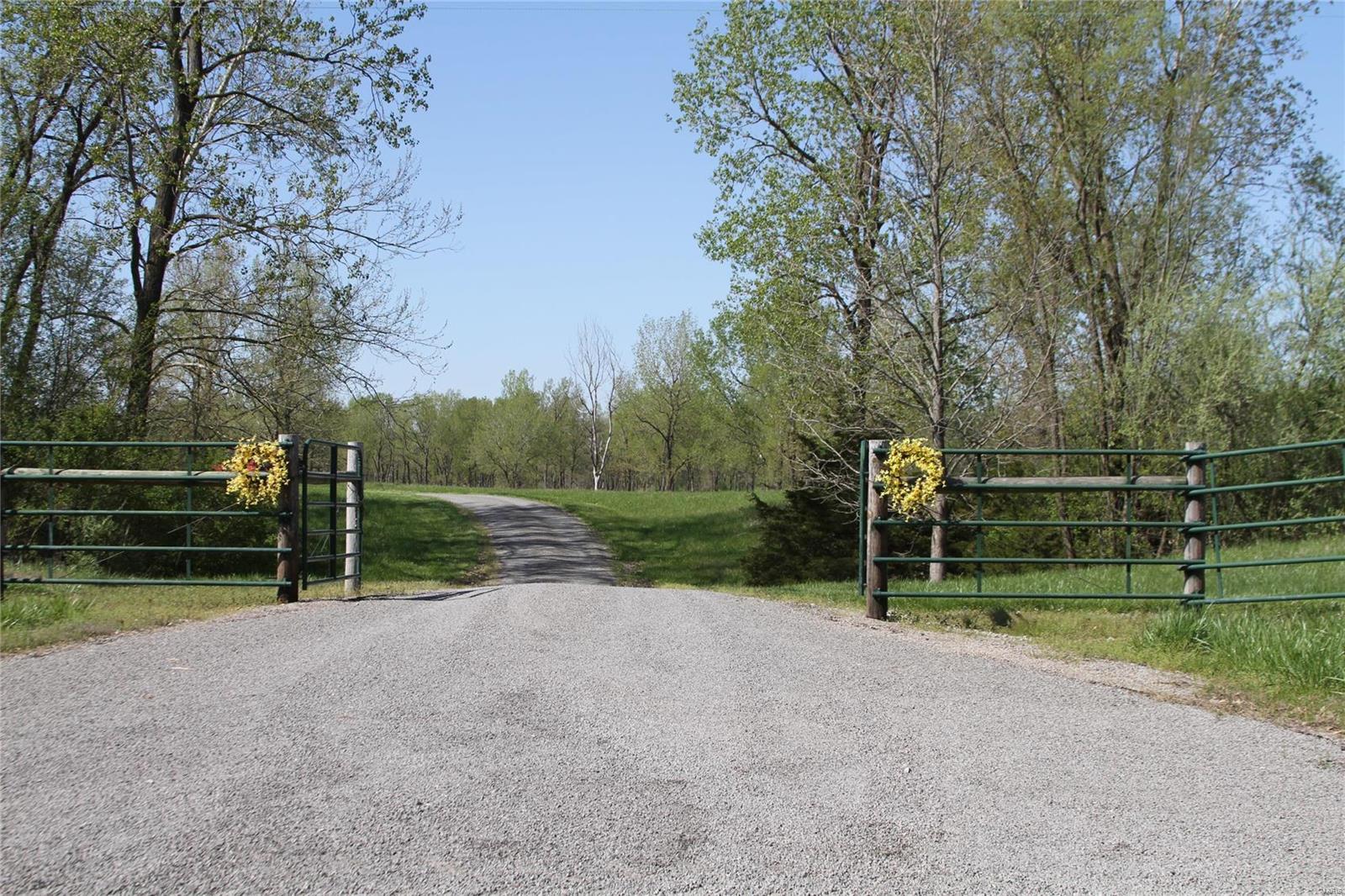 NOT IN A SUBDIVISION - Residential