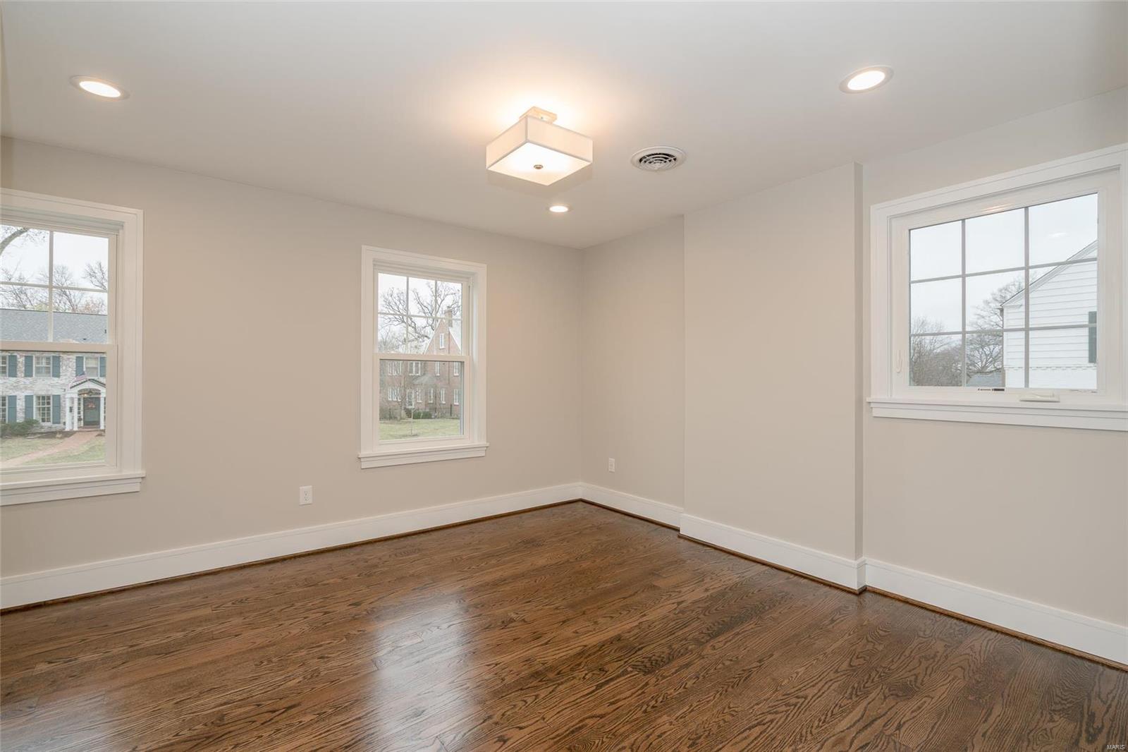 Nellie Vail Plant - Residential