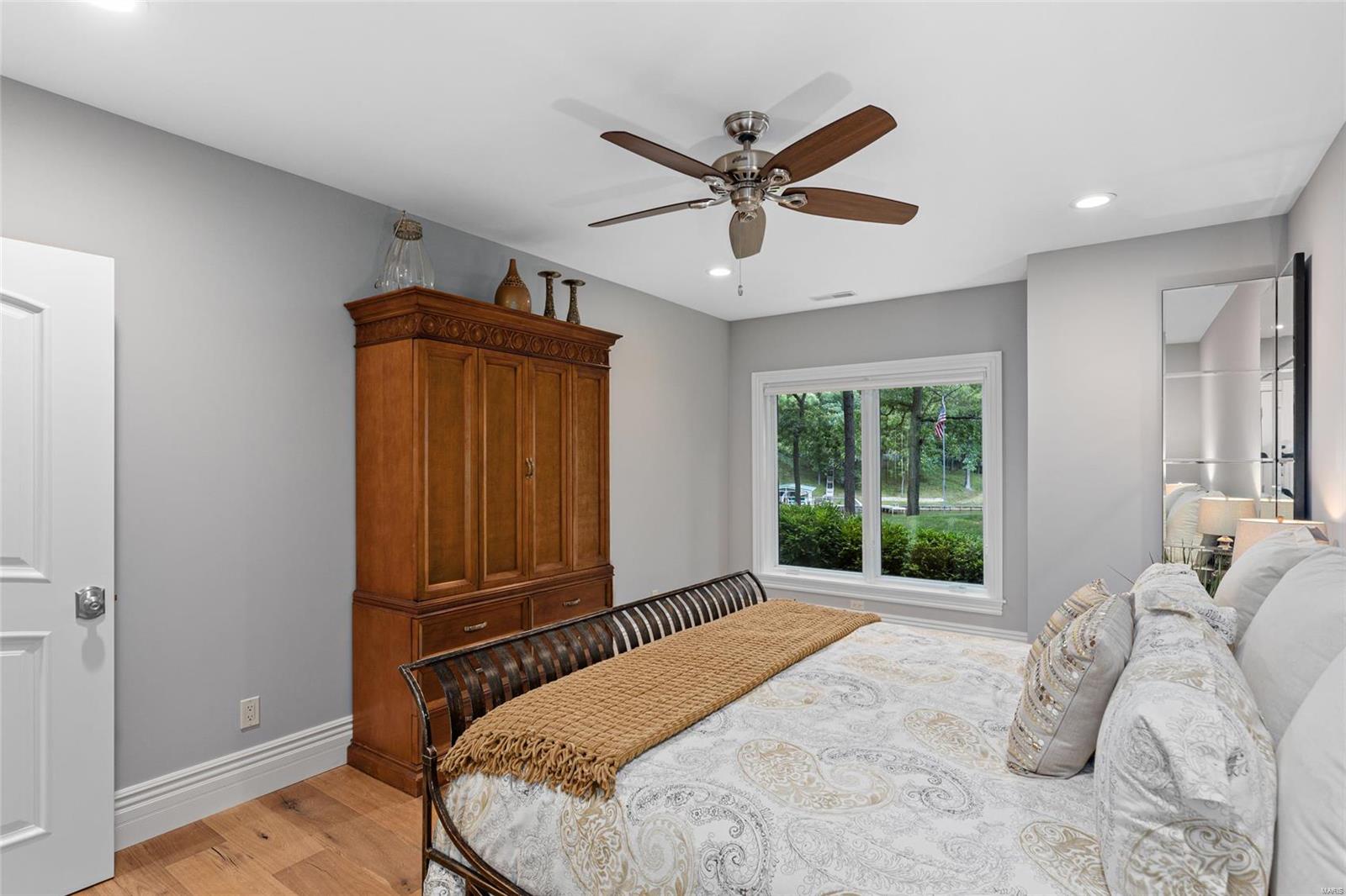 Twin Oaks - Residential