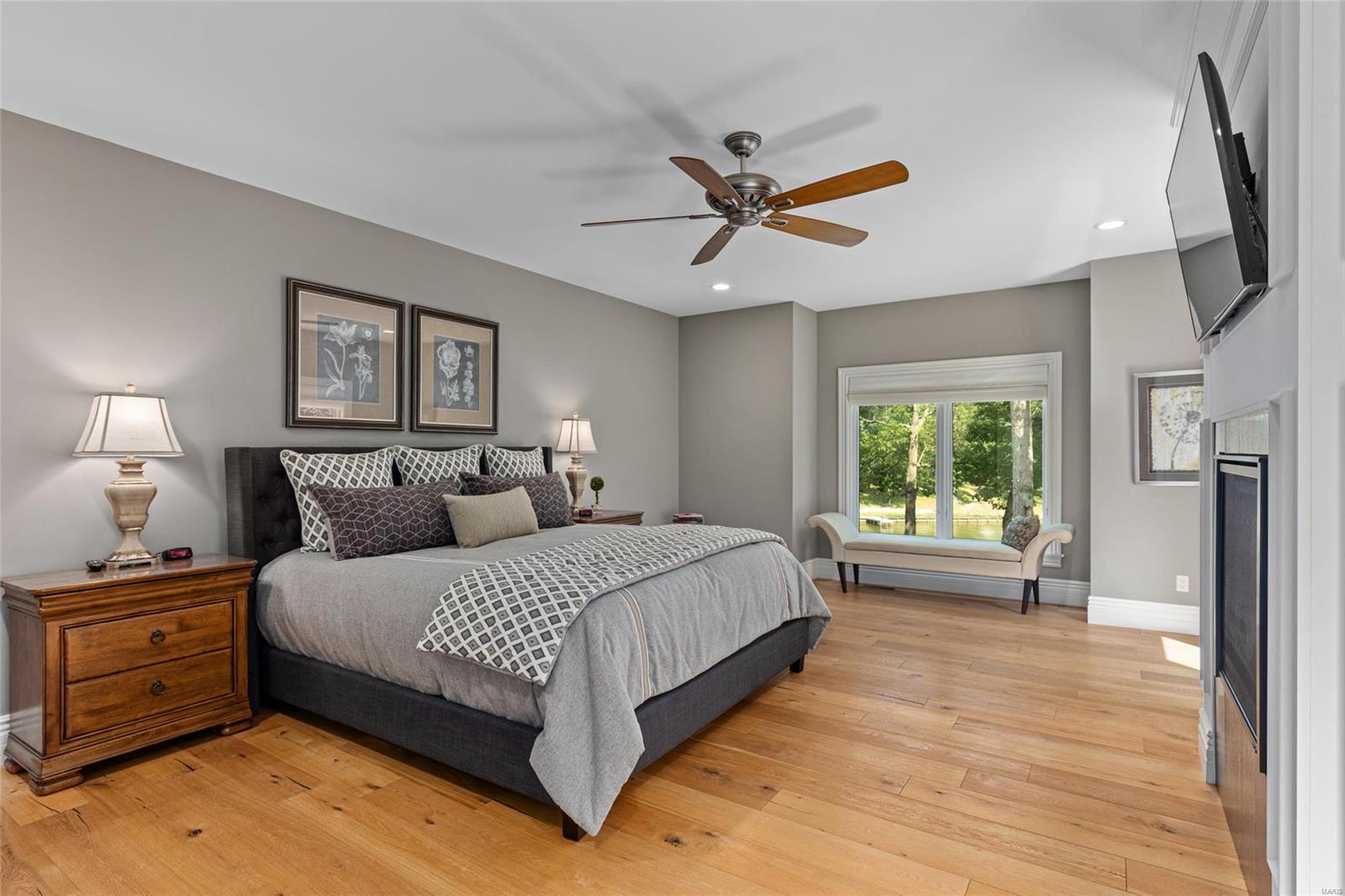 Twin Oaks - Residential