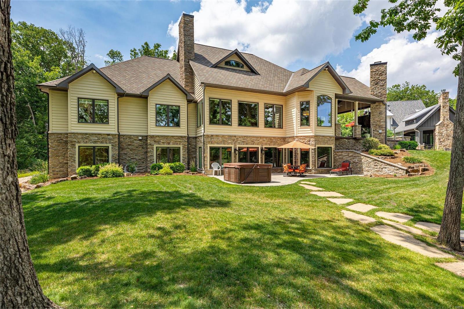 Twin Oaks - Residential