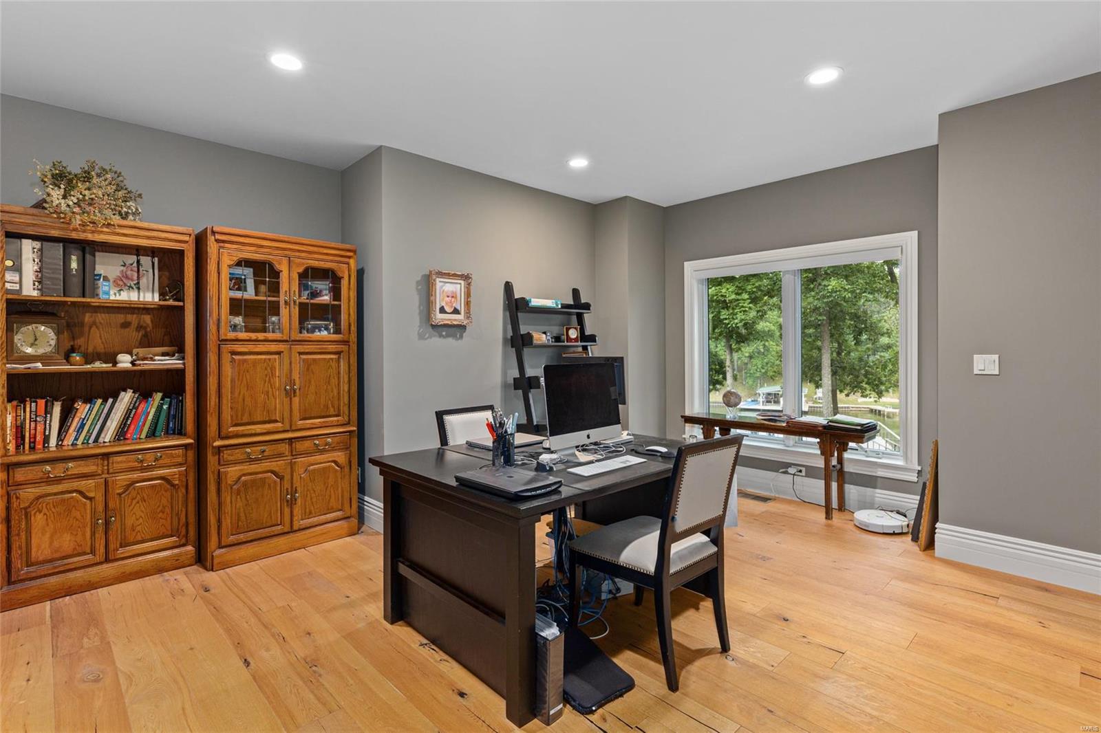 Twin Oaks - Residential