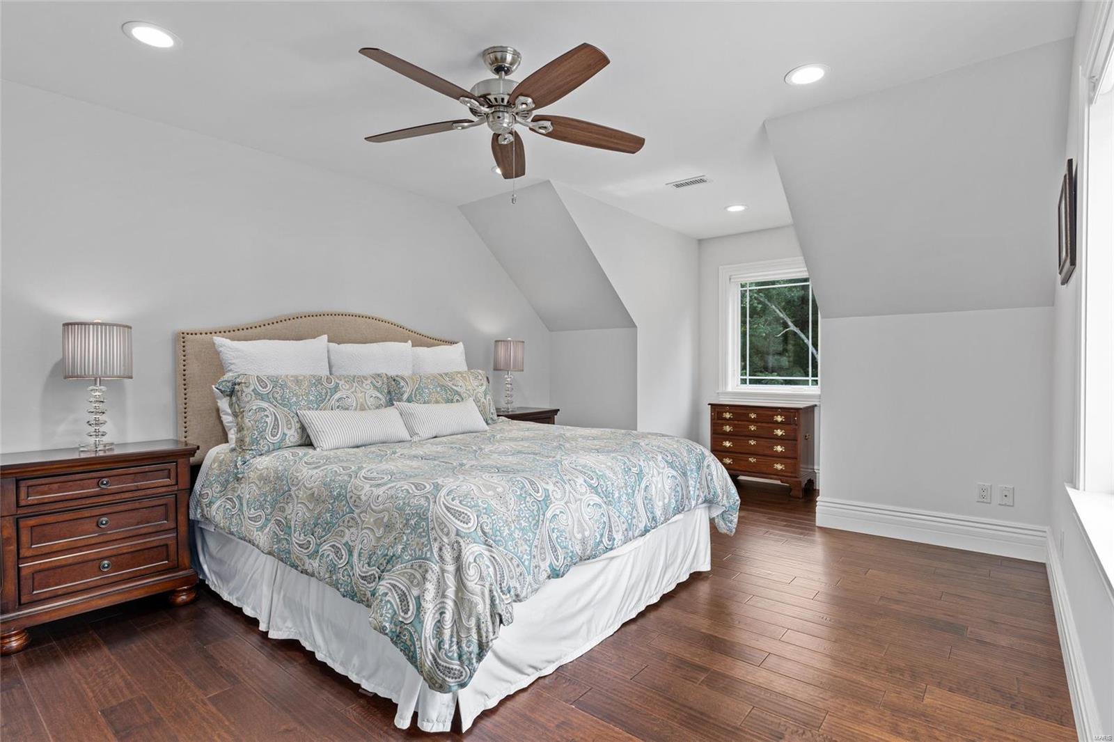 Twin Oaks - Residential