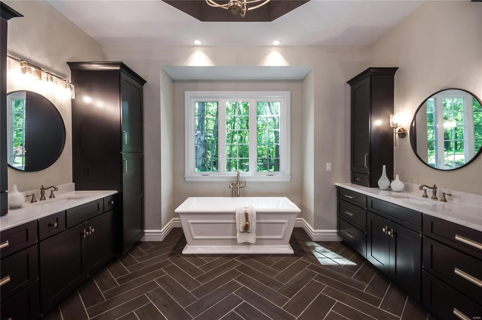 Sackson Woods - Residential
