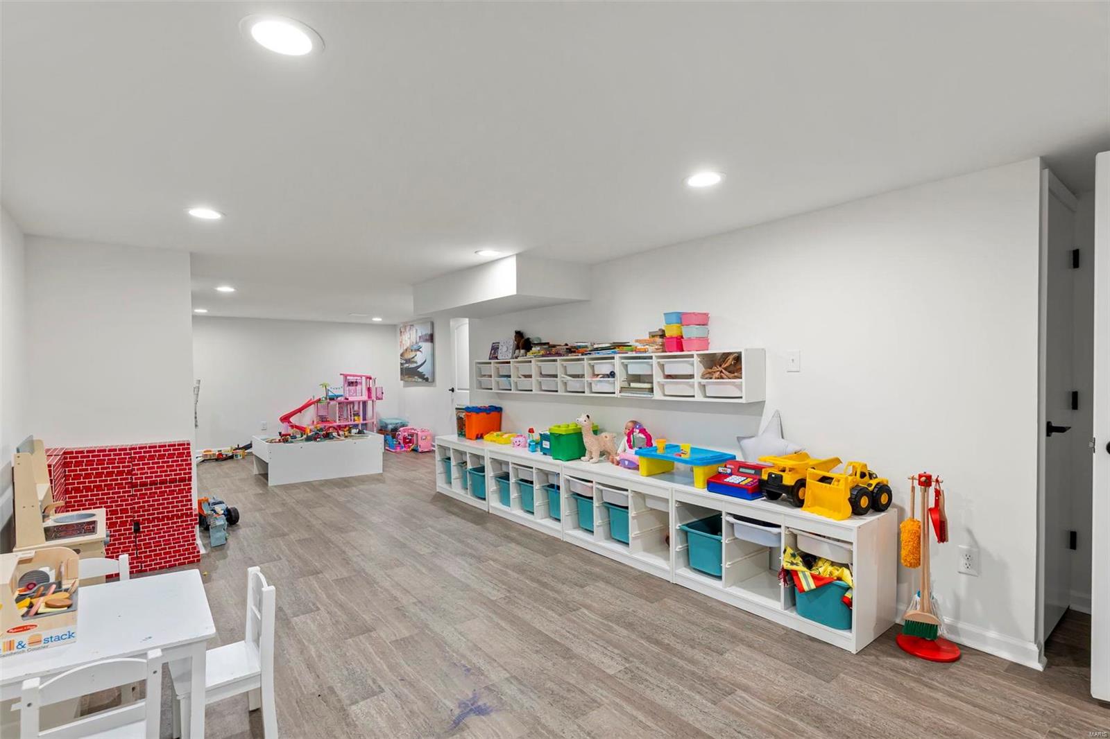Hi Pointe - Residential