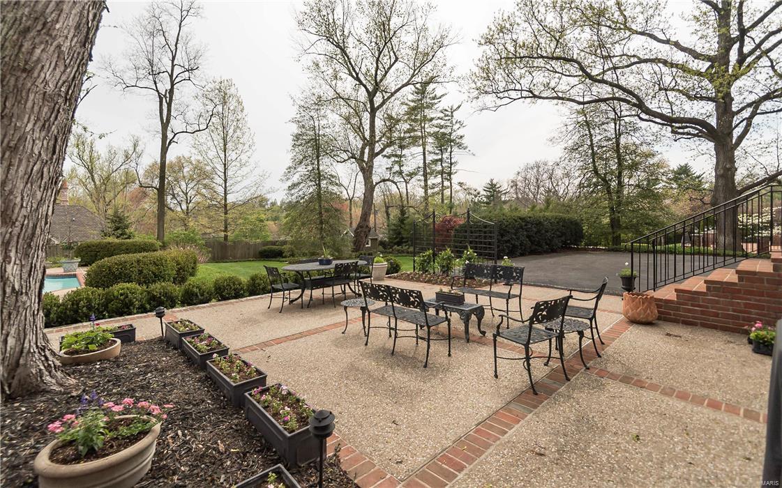 Greenbriar Drive - Residential