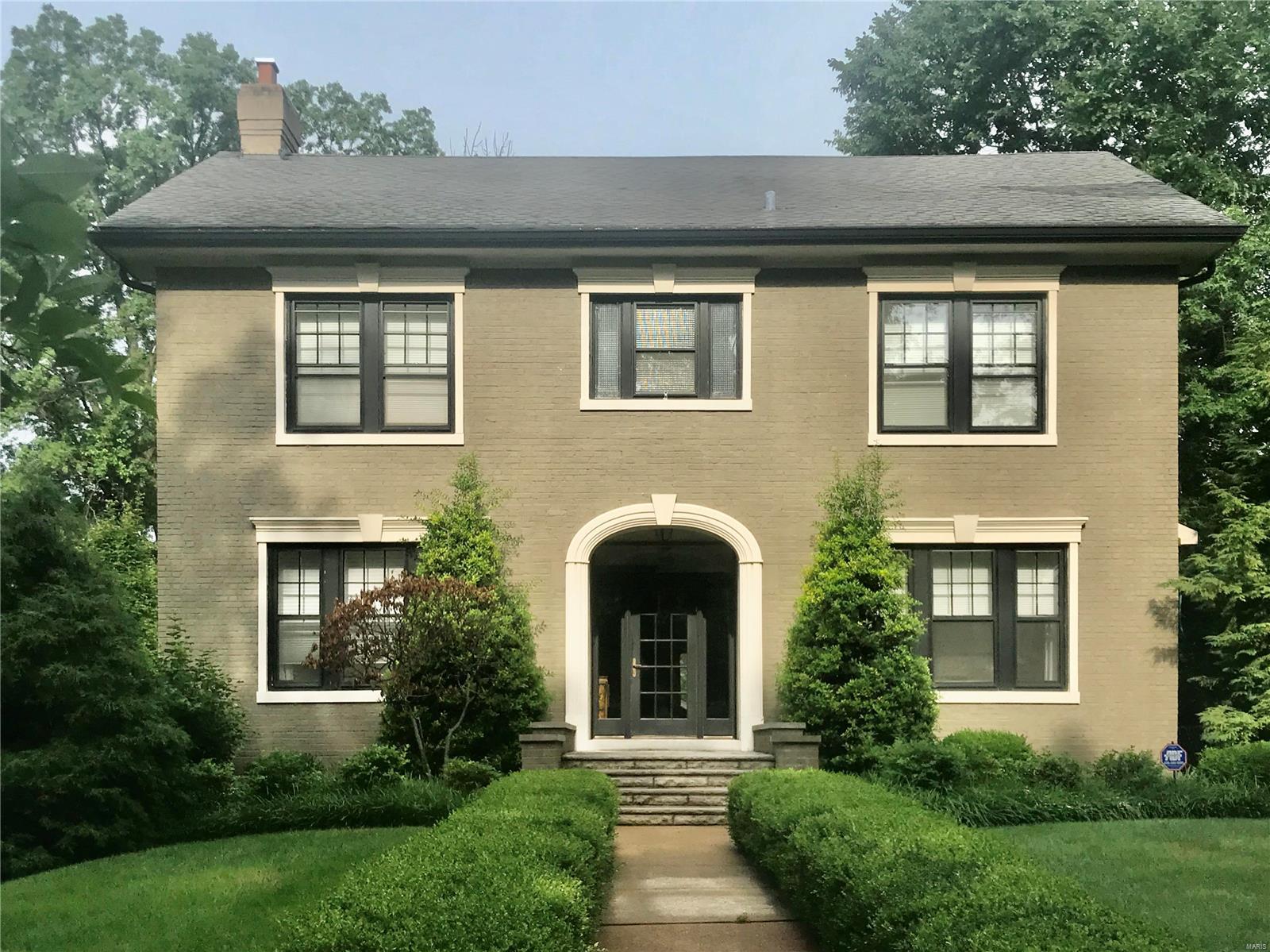 Don’t miss this fantastic Claverach Park home with a seldom found floor plan perfectly designed for modern living. From the gracious leaded-glass entry to the charming covered back porch, you will be wowed. Large formal living & dining rooms, kitchen with center island & walk-in pantry, powder room, entertainment-sized great room, & 3-season room. Upstairs, master suite offers privacy & luxury with 2 walk-in closets, oversized bath w/ custom shower, whirlpool tub, his & her vanities. Four more large bedrooms, 2 w/ private baths, hall bath & laundry rm. Partially finished lower level adds 5th full bath, exercise area, custom wine cellar, and rec space plus storage galore. Outside, you’ll find an oversized, 2+ car garage as well as a wonderful patio with built-in fire pit. Enjoy the quiet, green oasis of Claverach Park and its neighborhood activities for kids and adults. Easy walk to Glenridge Elementary and Wydown Middle schools, Washington U, beautiful Wydown Blvd, and Forest Park. Additional Rooms: Sun Room, Wine Cellar