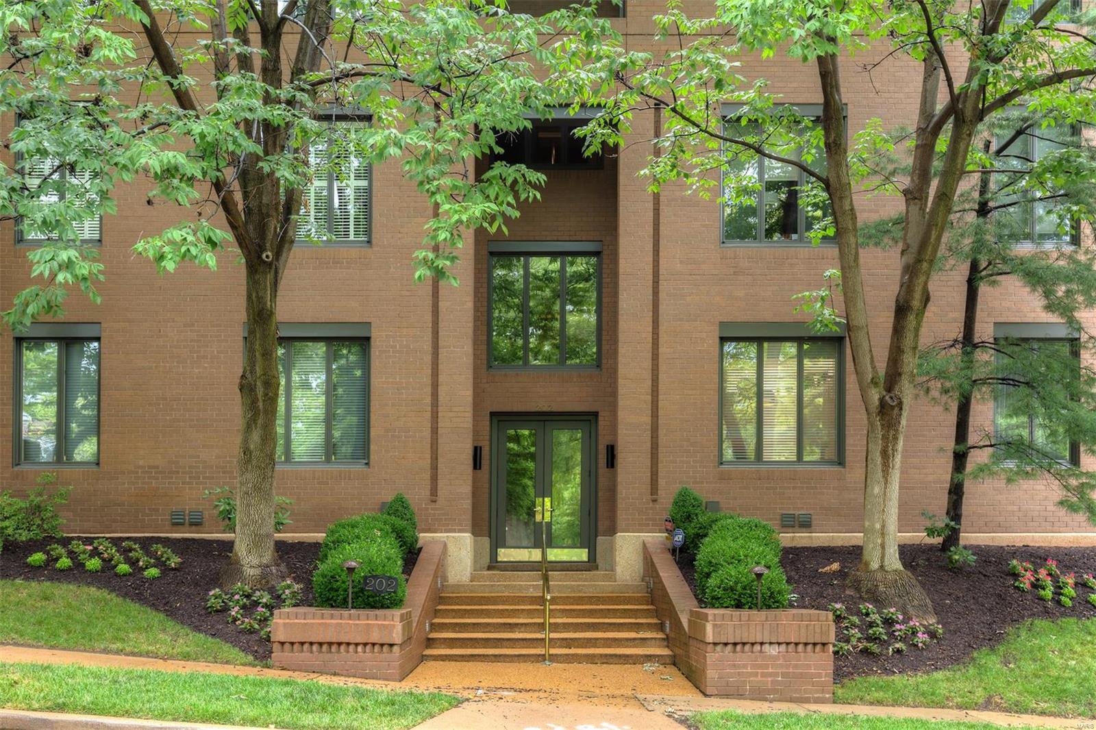 The Warner Hall Group at Dielmann Sotheby's did it again.  Set a new bar for value! PROPERTY APPRAISED.  MULTIPLE OFFERS!  This one-of-a-kind Clayton condominium delivers the ultimate in style, luxury and “like no other” ambiance.  From the moment you step off the private elevator, you’ll marvel at the seamless integration of interior and exterior spaces and the grandness of the 13-foot ceilings and enormous window walls that provide views of the Clayton skyline and the 2,000 feet of decks that encompass the penthouse.  High-end designer finishes throughout further elevate this breathtaking, light-bathed space, which includes a grand living room with a wall of glass overlooking downtown Clayton, a large family room with fireplace, a master suite with a fireplace and office, a gourmet kitchen and much more.  Look no further for the finest in elegant and sophisticated living. Location: Corner Location, Upper Level