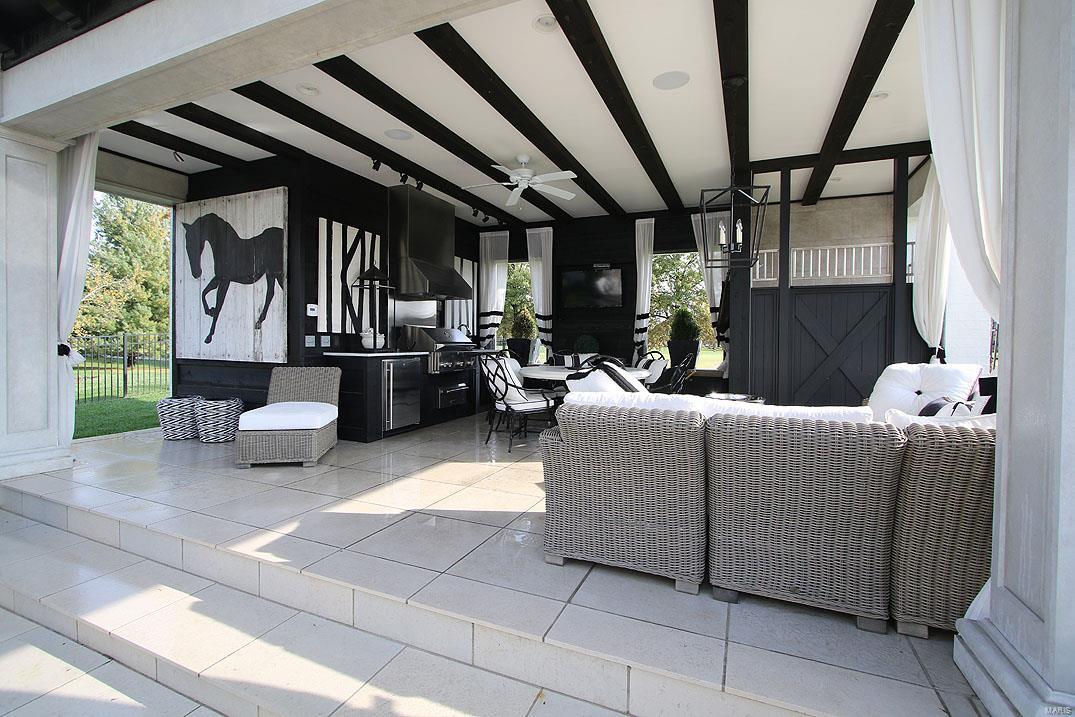 Fairways/Far Oaks - Residential