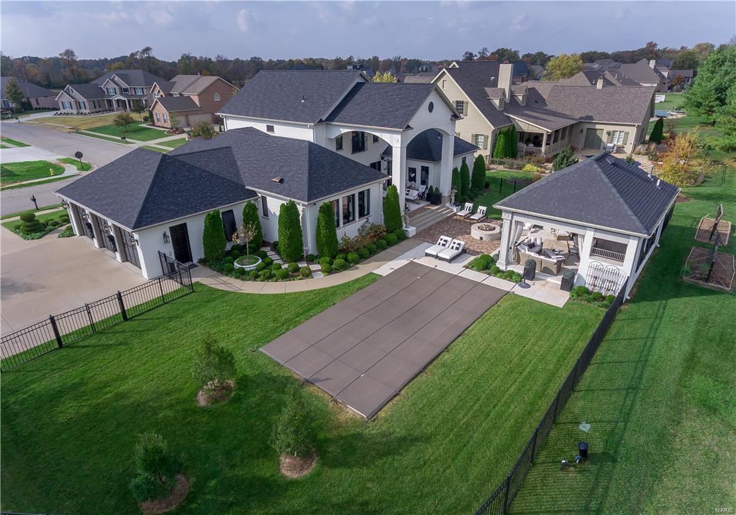 Fairways/Far Oaks - Residential