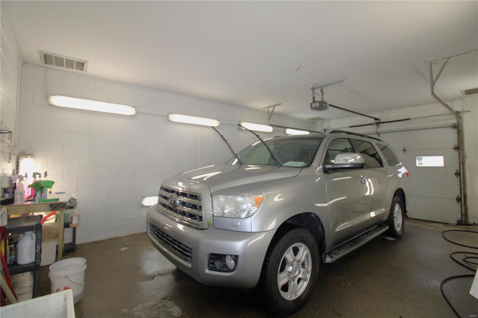 Salem Township - Commercial Sale