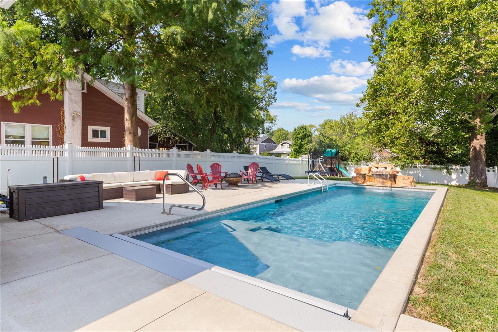 High School Terrace - Residential