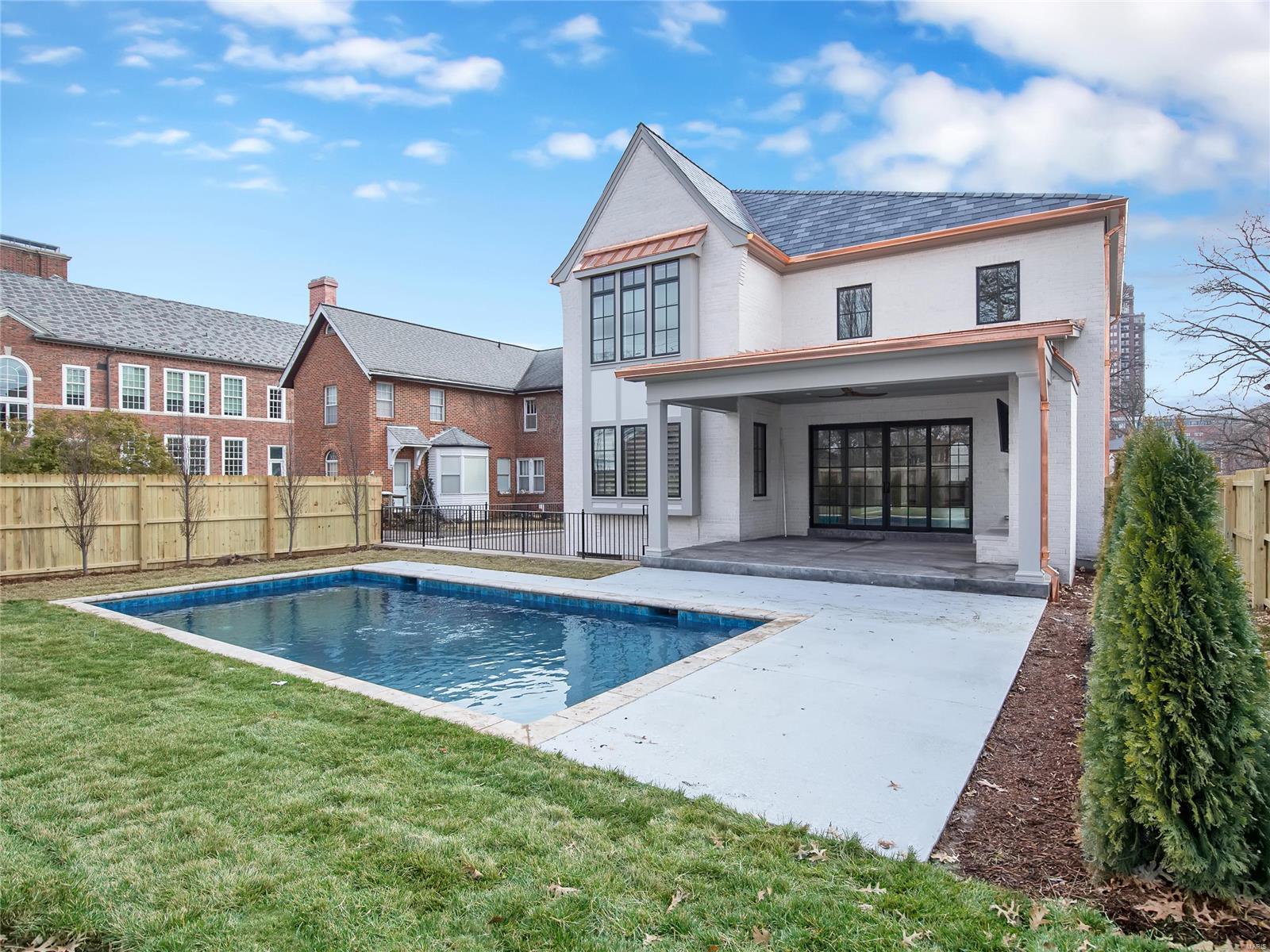 Hanley Place - Residential