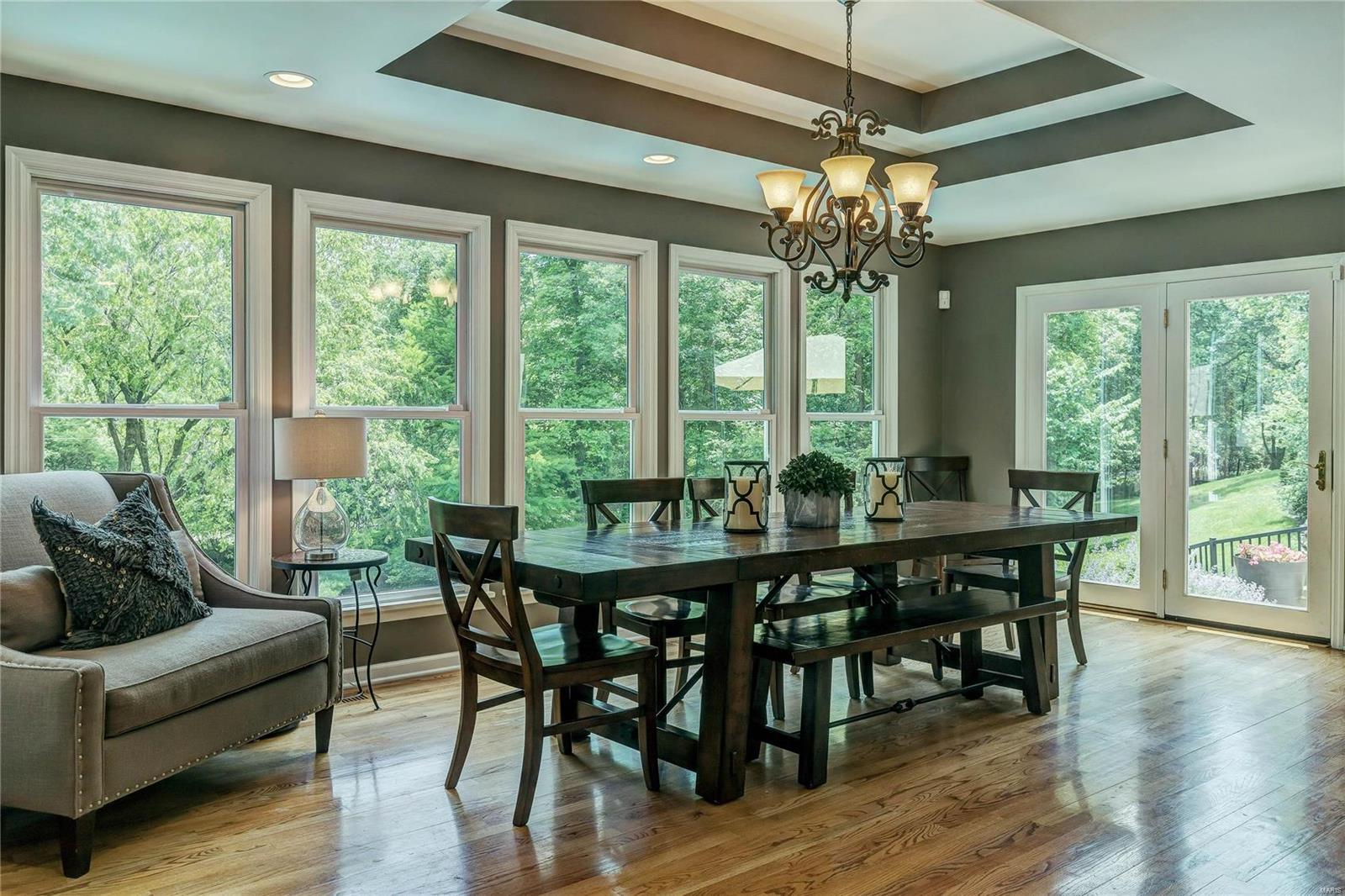 Town & Country Manor - Residential
