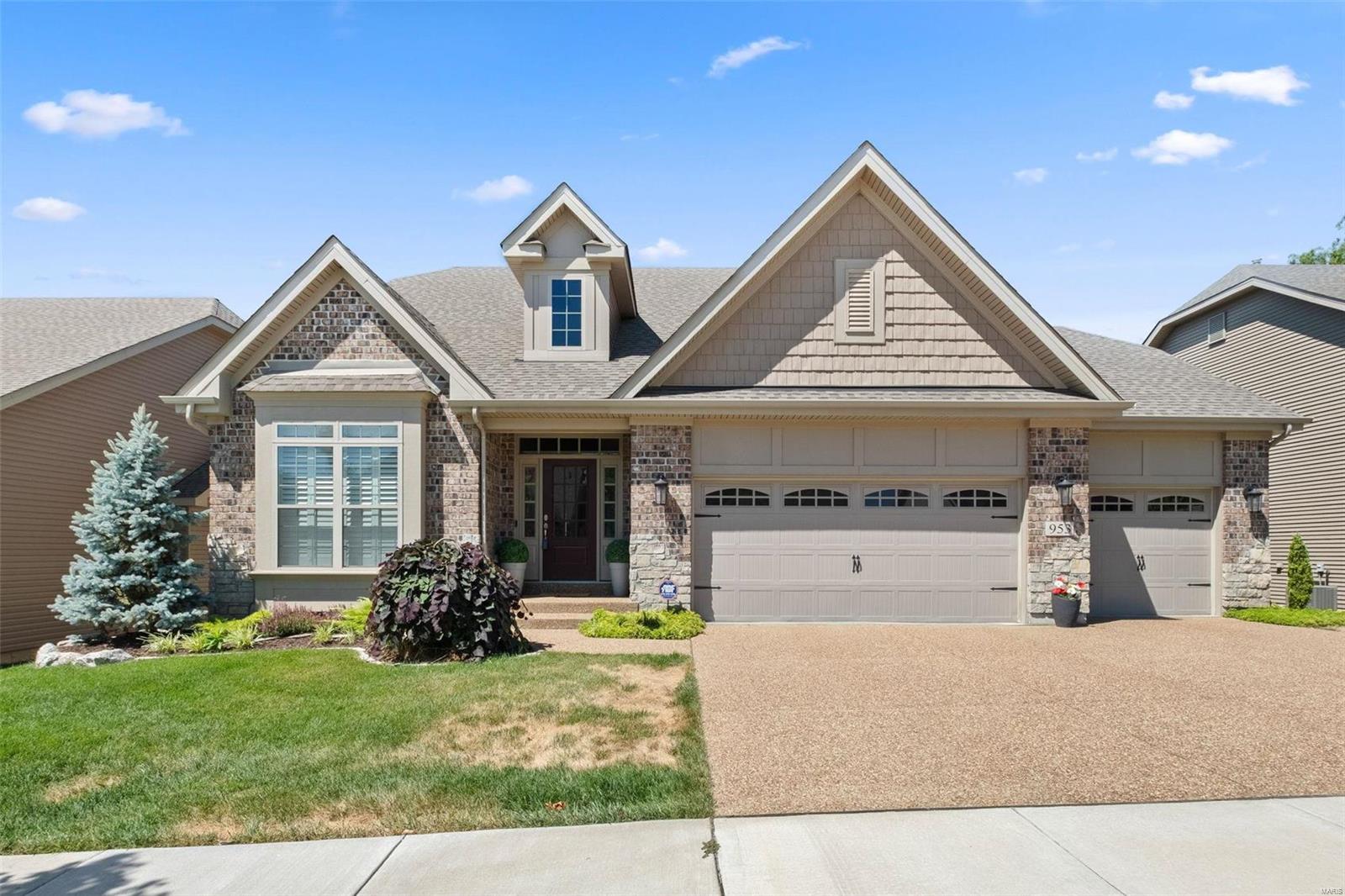 Grand Reserve - Residential