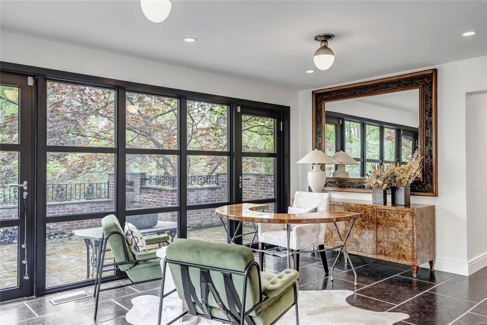 Oakleigh - Residential