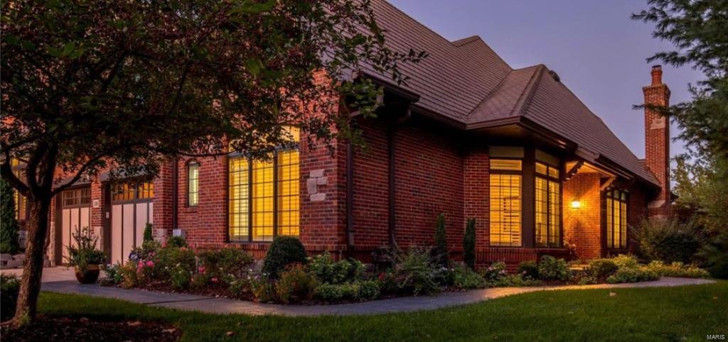 Don’t miss this spectacularly updated Villa home located in the exclusive gated community of August Hill on Conway. This spectacular 1-sty open floor plan has hardwood in the main living area with soaring ceilings that unfold into a gourmet kitchen featuring custom cabinetry, natural stone counter tops, center island w/ seating, top of the line appliances, beverage fridge and a breakfast area with sliding French doors that lead to a private upper level patio. The spacious master bedroom suite with wide bay windows contains a walk in closet w/ custom shelving, luxury bath with jetted tub, shower, water closet & double bowl vanity. The main floor is completed by an executive office, formal dining & 2nd bedroom ensuite. The open staircase finished walkout lower level is designed for entertaining where you can grab a drink from the wet bar. A guest bedroom, full bath, exercise room. Cul-de-sac and oversized 2 car garage. Location: End Unit, Ground Level