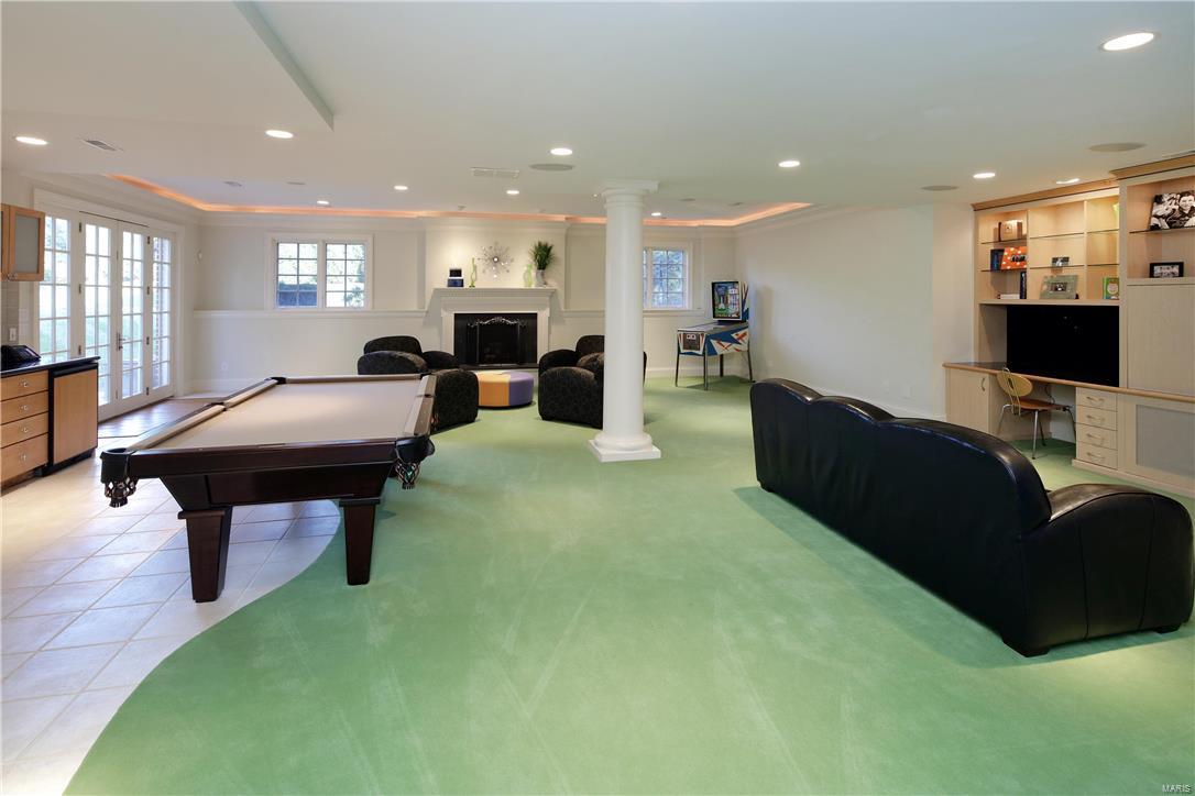 S Warson Road - Residential