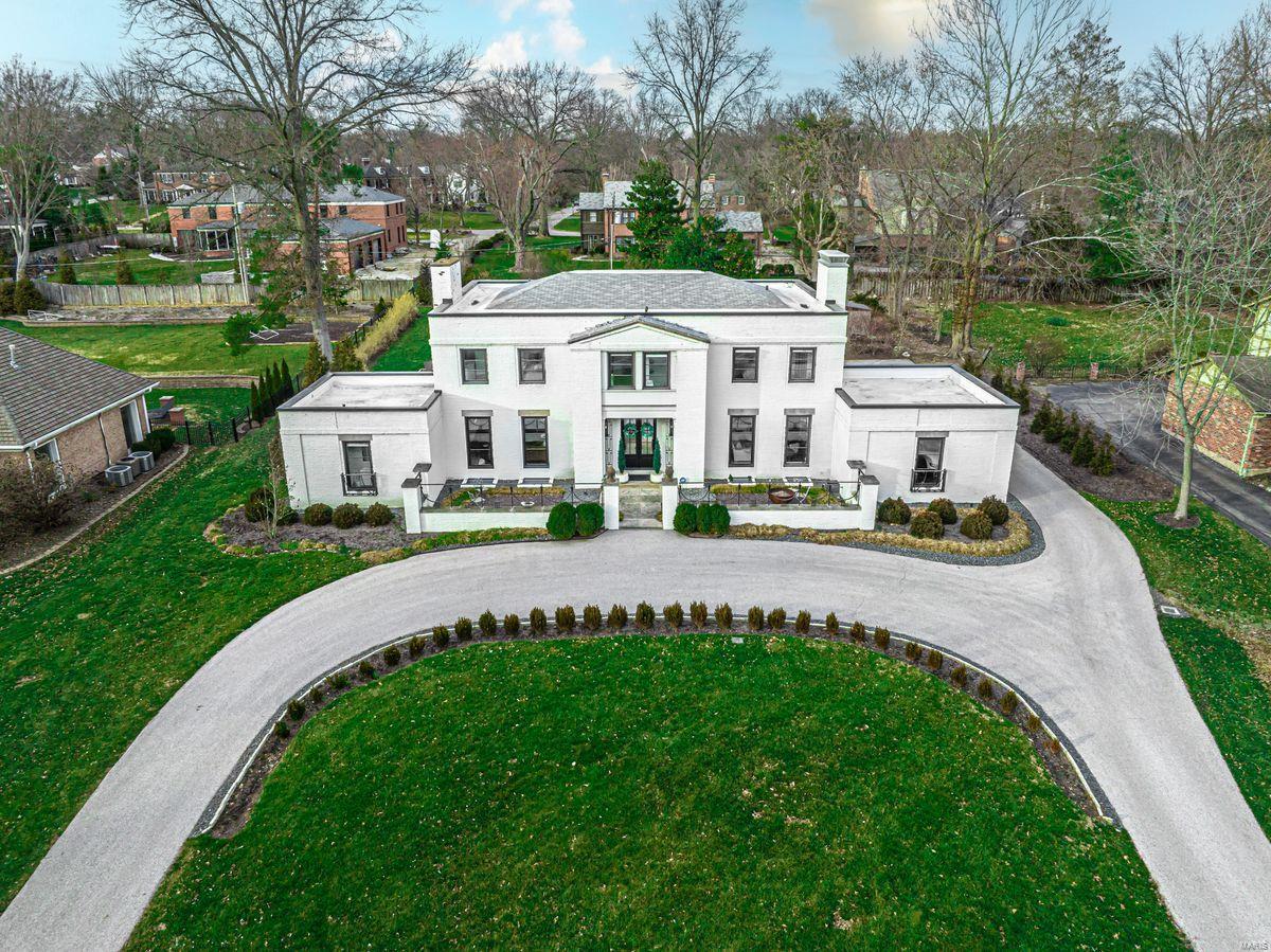 La Hacienda - Residential