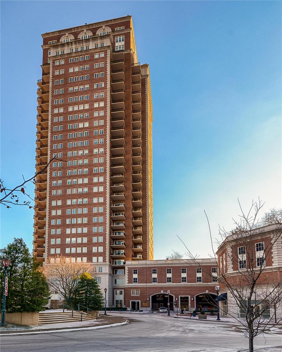 Plaza In Clayton A Condo The - Residential
