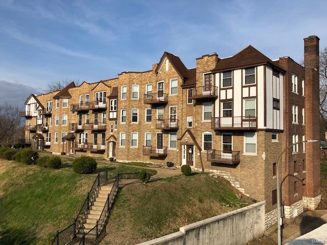 Castle-looking structure overlooking the park and the Mississippi River. The unique architectural style gives a royal appearance especially sitting high upon a hill. Balconies afford a sunrise view facing east. 24 units with a mix of 1-bedroom+ and studios with interesting floor plans and more than normal closet / storage space for their size. Rents average around $550 per month. Garages provide additional rental income. Enter the Off-street parking lot from Pennsylvania Street up to the small back yard area.
 This under-performing investment has been improved immensely and is posed to turn a profit. Big upside potential now. There was a pipe break which put 3 units out of service & the owner has a pending claim for the damage of $40,000 which could be assigned to the buyer. Priced at a 7.78 Cap rate. A Proforma is an attached document to this listing.