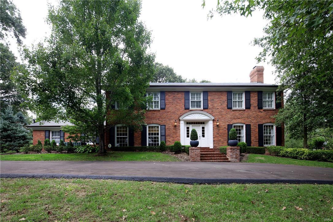One of the most gracious homes in popular Briarcliff neighborhood.  The curved staircase and large foyer sets the tone for this meticulous 4 bd, 4.5 bath home ready for today's busy lifestyle.  The formal living rm with fireplace and dining rm are perfect for entertaining, while the wood paneled family room with fireplace, located off of the updated kitchen, offers views of the lovely backyard and private patio.  The kitchen offers custom white cabinetry, granite, stainless Subzero and Thermador gas range and is perfectly situated by the mudrm/laundry rm complete with back staircase.  Upstairs find the master suite with large walk in closet and glass enclosed shower.  Two other bedms with great closet space share a hall bath.  Another bedrm suite with lovely private bath completes the 2nd floor.  This home is in perfect condition with lovely touches throughout including, special millwork, plantation shutters, newer HVAC, driveway and more. Additional Rooms: Mud Room