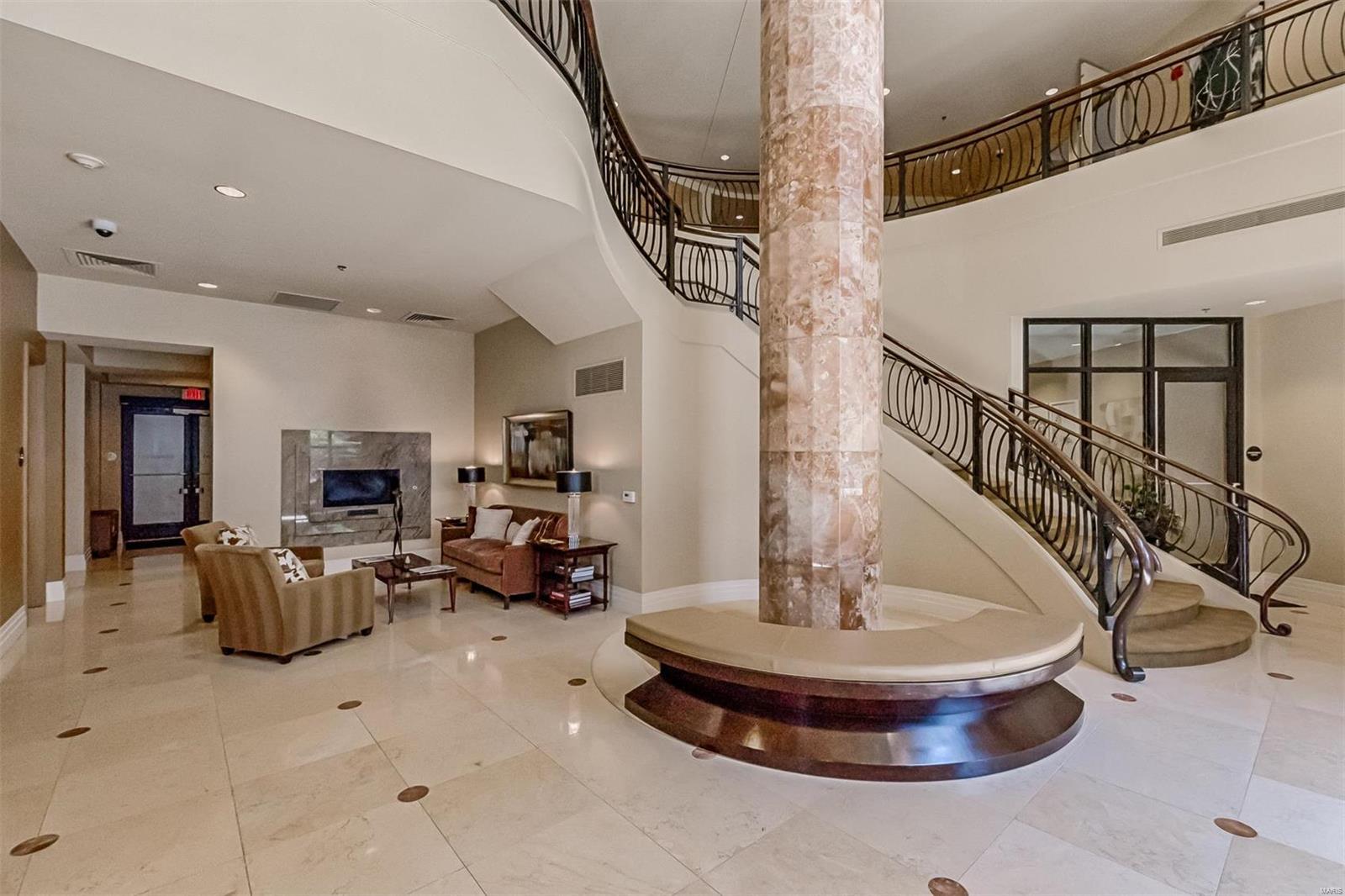 The Crescent Condominium - Residential