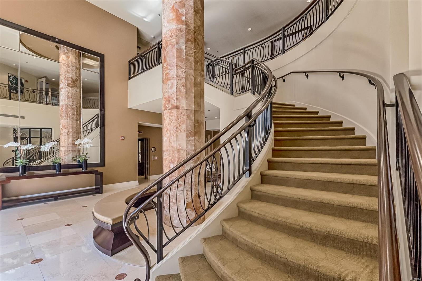 The Crescent Condominium - Residential