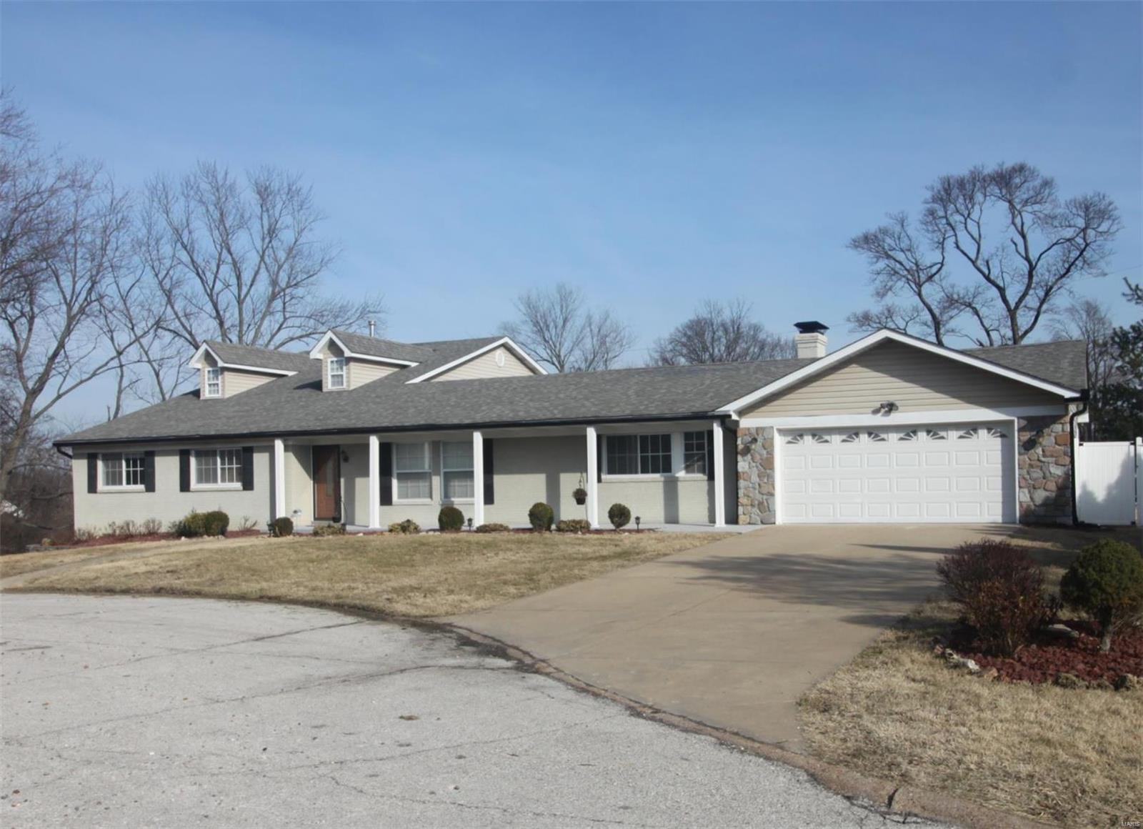 Char Bea Manor - Residential