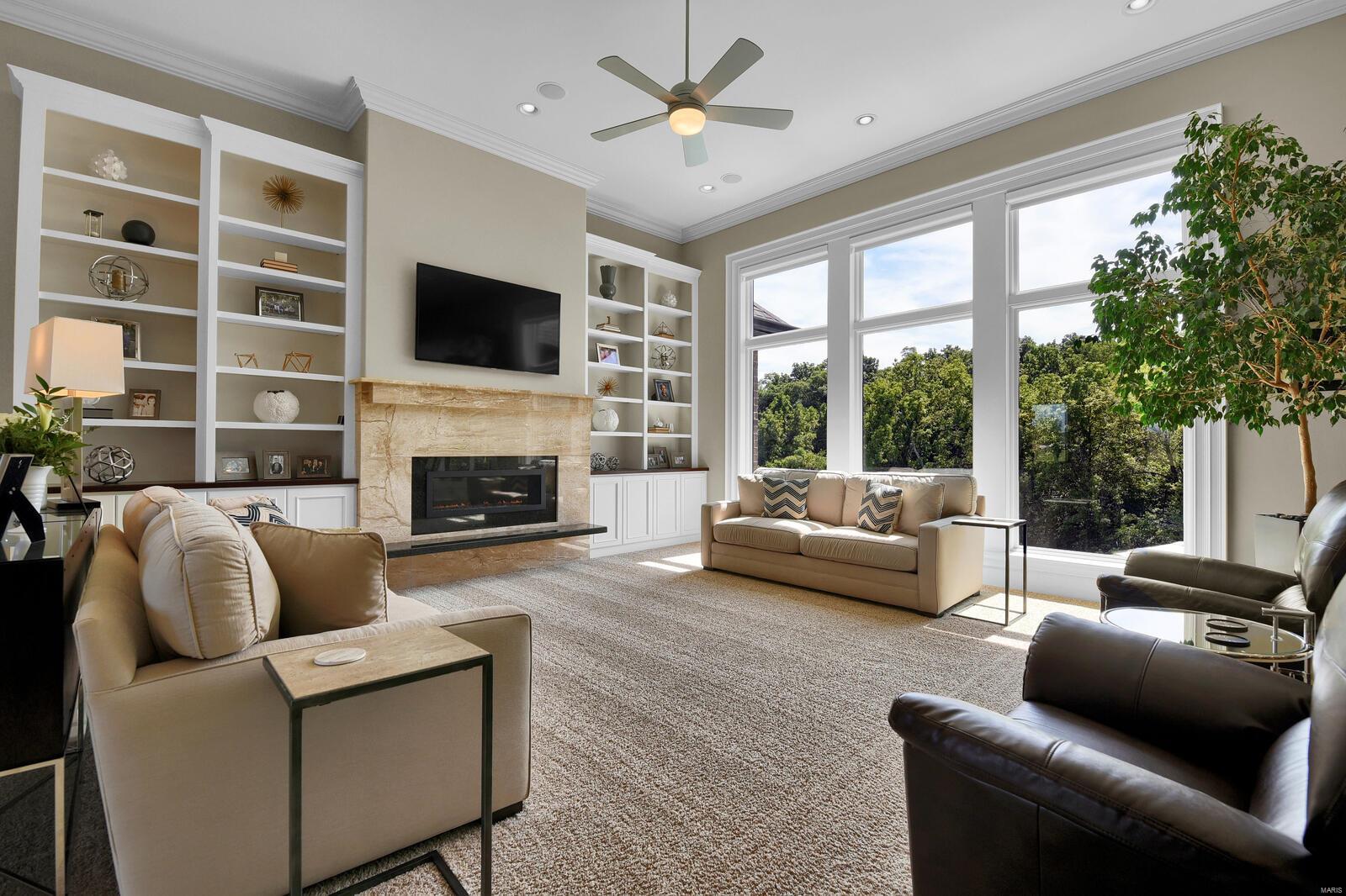 Stone Cliff Manor - Residential