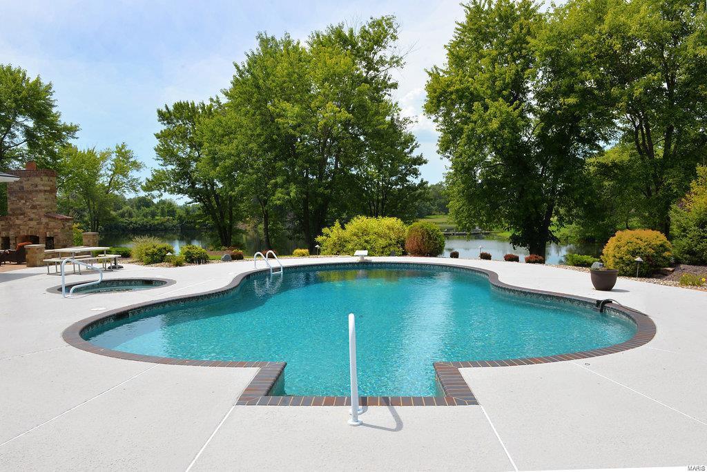 Northbrook - Residential