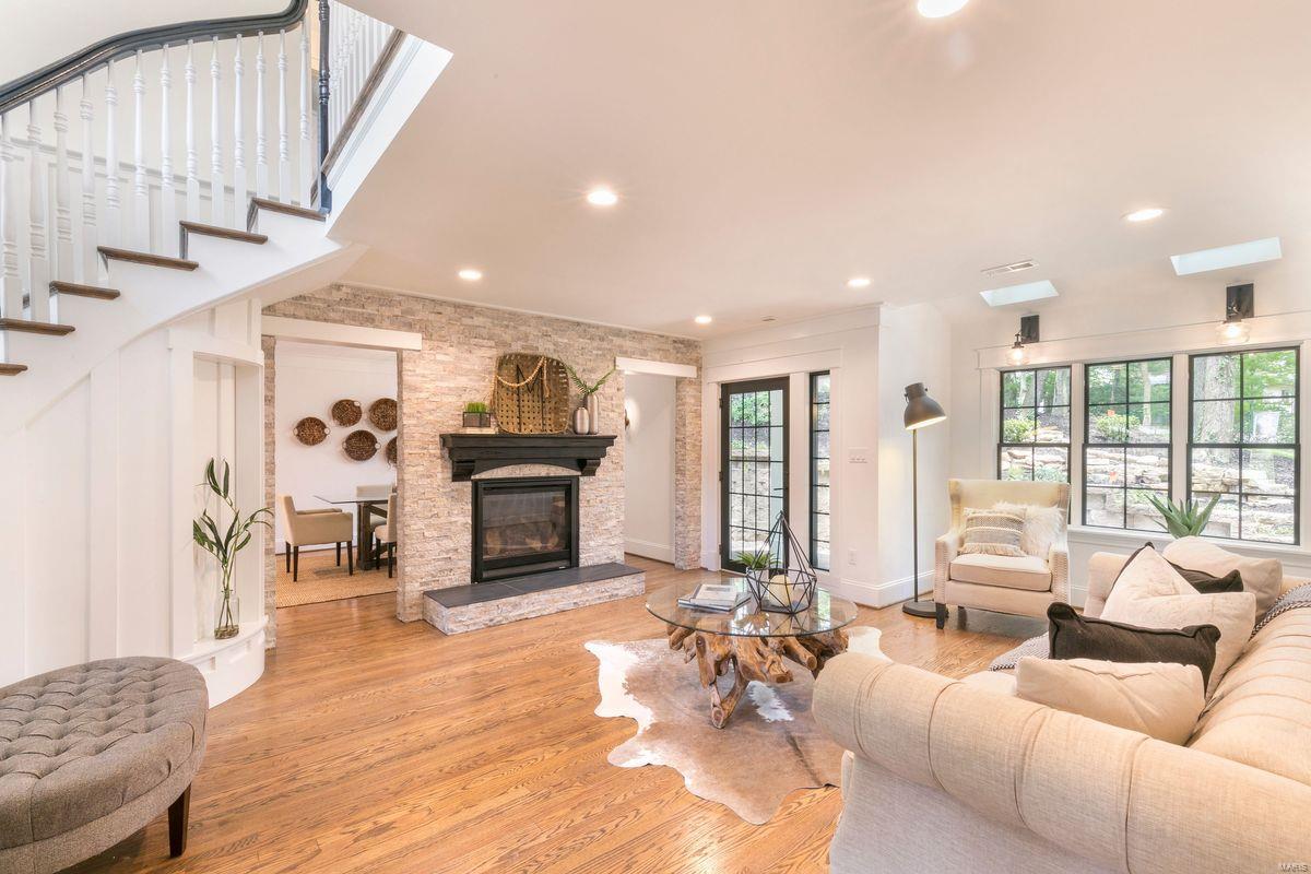 Sec 10 Township 44 R 5 - Residential