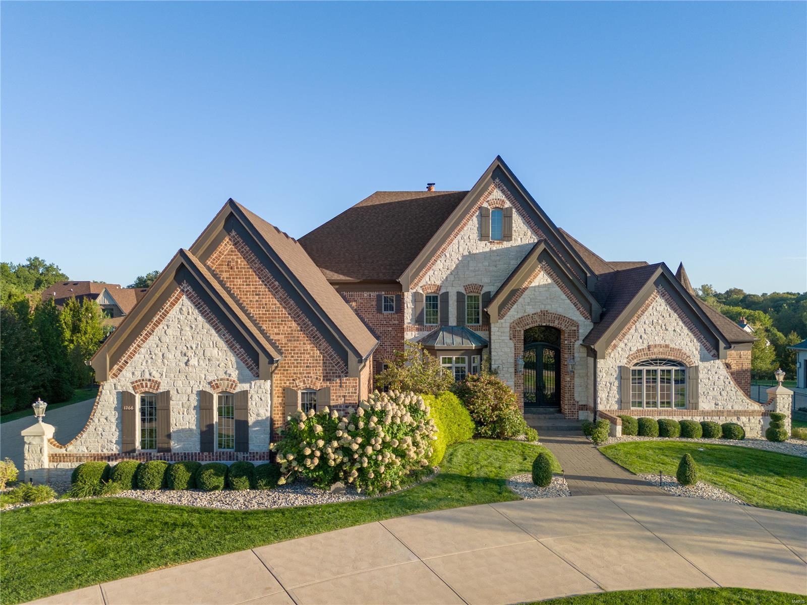Devonworth - Residential