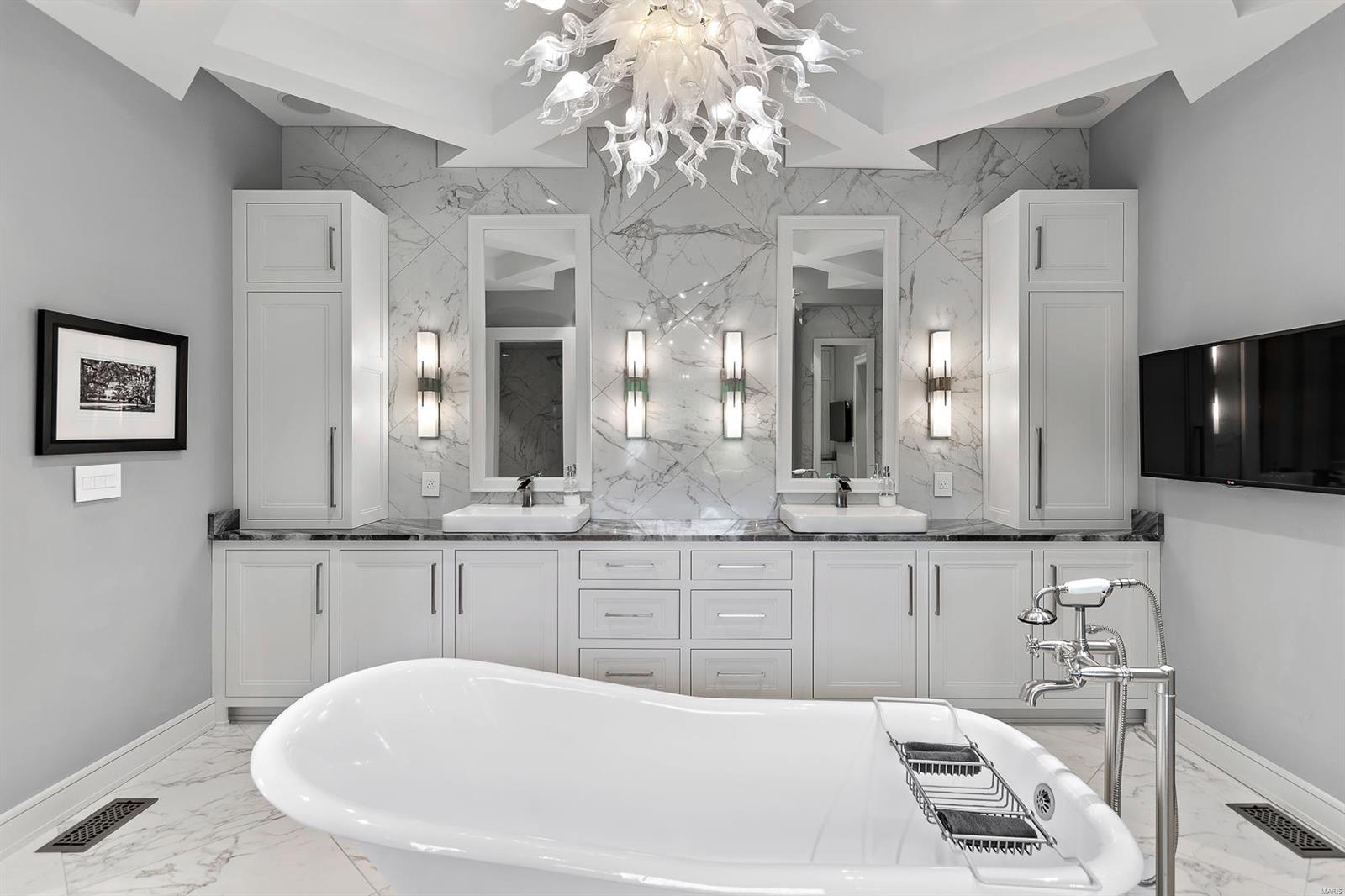 Meadowbrook Country Club Estates 3 - Residential