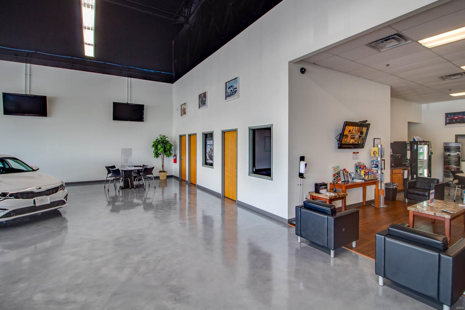 Not in a subdivision - Commercial Sale