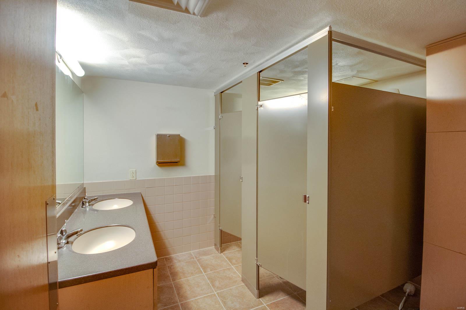 Not in a subdivision - Commercial Sale