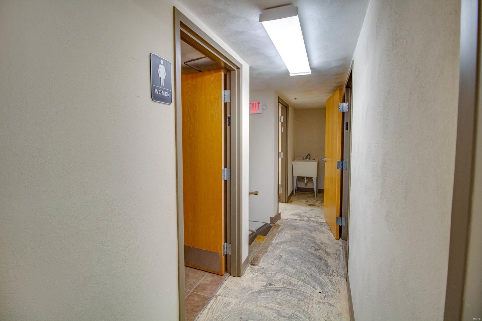 Not in a subdivision - Commercial Sale