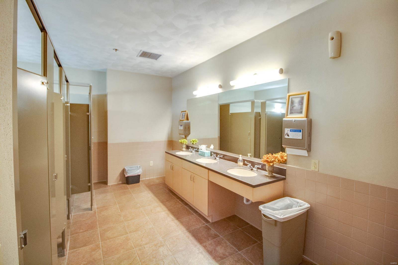 Not in a subdivision - Commercial Sale