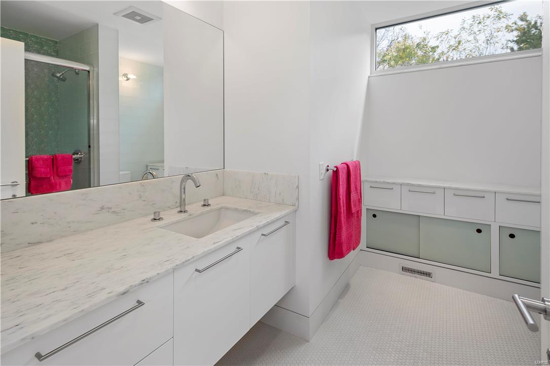 Ladue - Residential