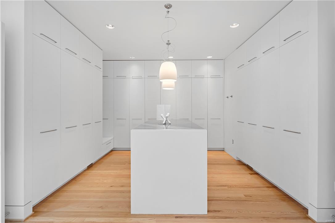Ladue - Residential