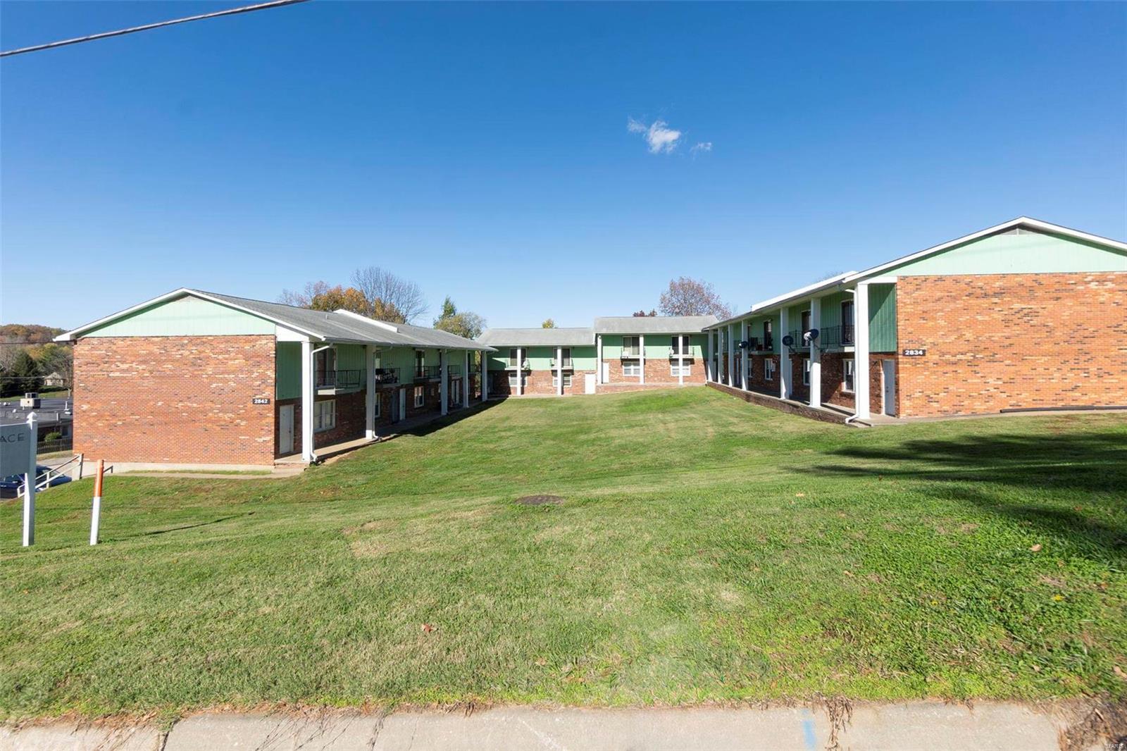 This 22-unit apartment complex is centrally located, close to St. Francis hospital, and looking for its next owner. This multi-family property presents an excellent investment opportunity, sitting on 1.51 acres. Fourteen units (14) 3 bed/1.5 ba, One unit (1) 2bed/ 1 ba, and Seven units (7) 1 bed/ 1 ba. On-site coin operated laundry. Further expense and income information available upon request.