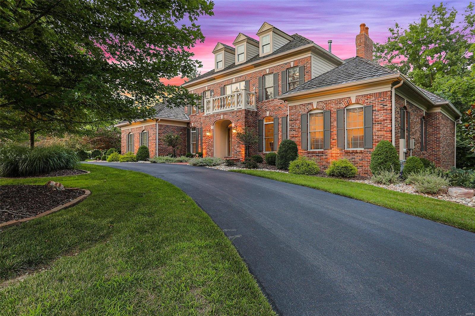 Welcome to 109 Club Creek Ct, a stunning 4-bedroom, 5-bathroom home in the beautiful St. Albans neighborhood. The foyer greets you with cathedral ceilings and a grand staircase leading to the upper floor balcony. New white oak flooring flows through the living area and kitchen. The living room boasts cathedral ceilings, a balcony, and a wall of windows offering breathtaking views of the golf course. The recently updated kitchen features double islands, a double oven, and a walk-in pantry connecting to the dining room, breakfast room, hearth room, and back deck overlooking the 10th hole of Lewis and Clark Golf Course. The main floor master bedroom is a masterpiece with vaulted ceilings, two walk-in closets, and a large bathroom with dual sinks and a separate tub and shower. The unfinished basement, with plumbing and a roughed-in fireplace, is ready for your creative touch. This home is a must-see and will sell fast! Additional Rooms: Mud Room