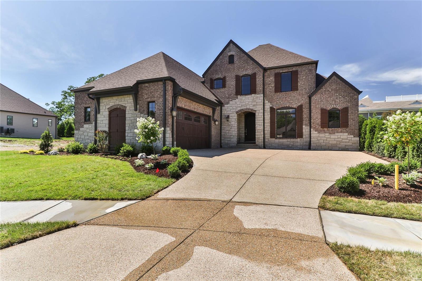 Villas on Mosley - Residential