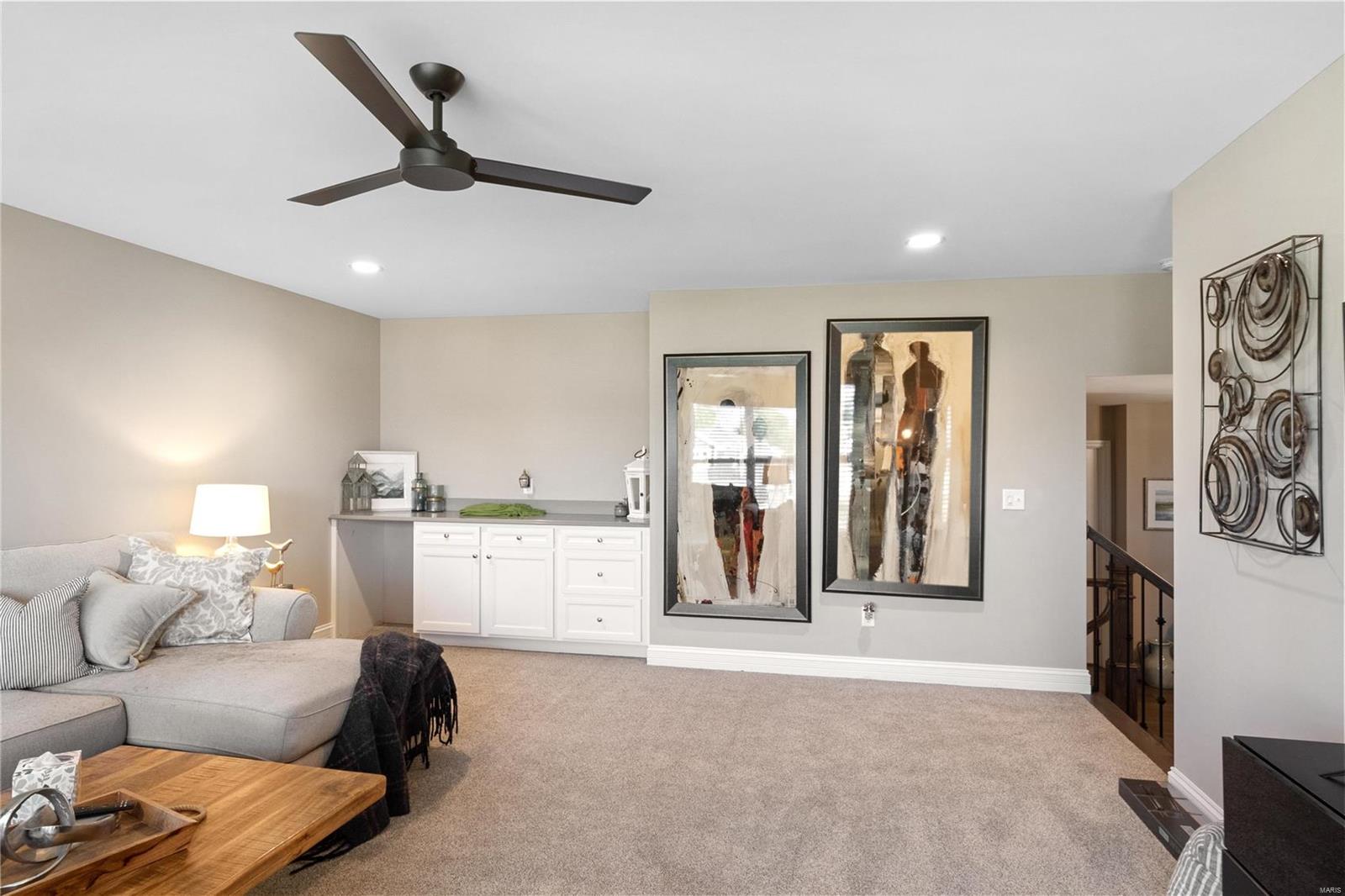 Bur Oaks - Residential