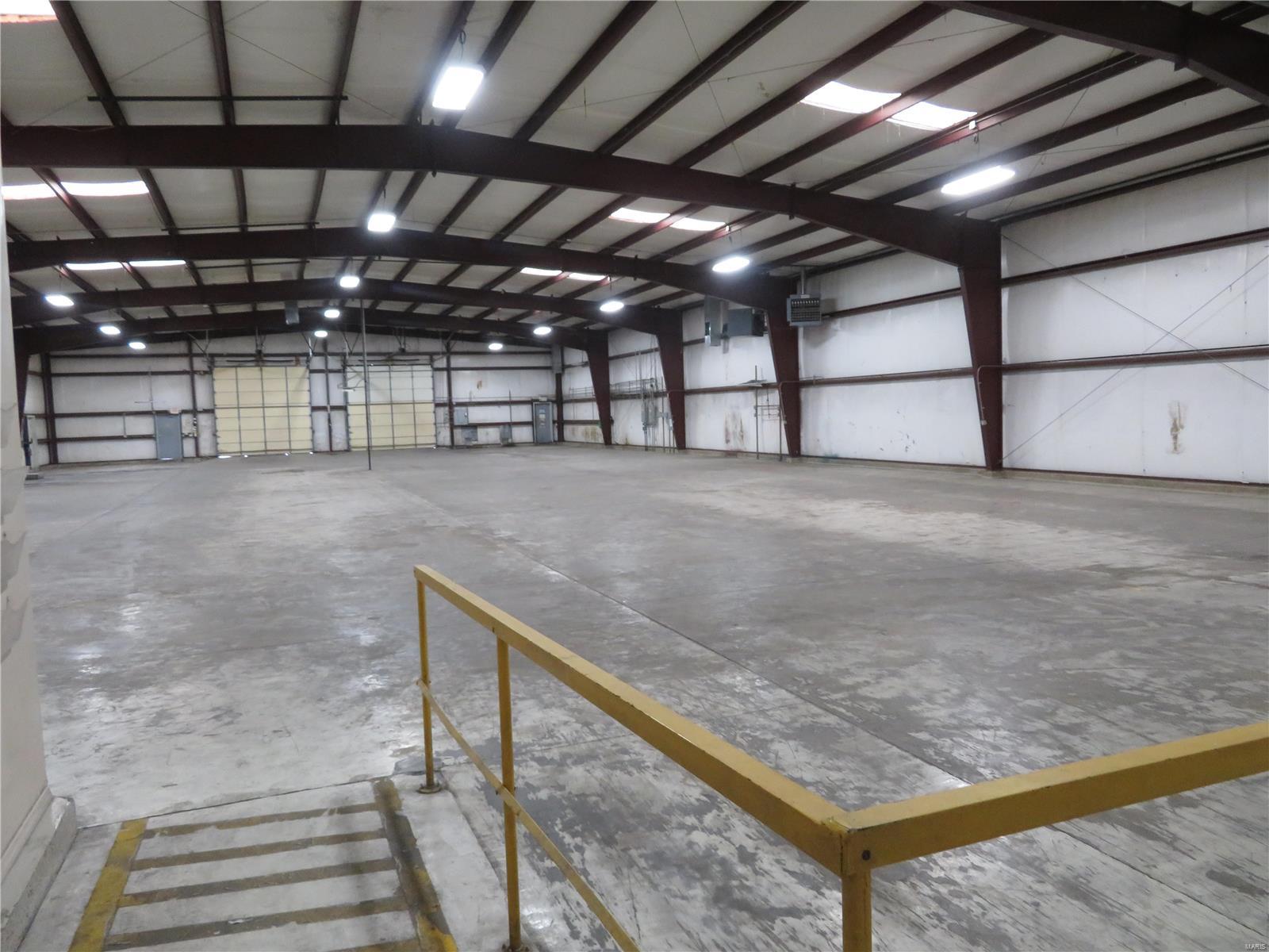 Prairie Du Pont Common Fields - Commercial Sale