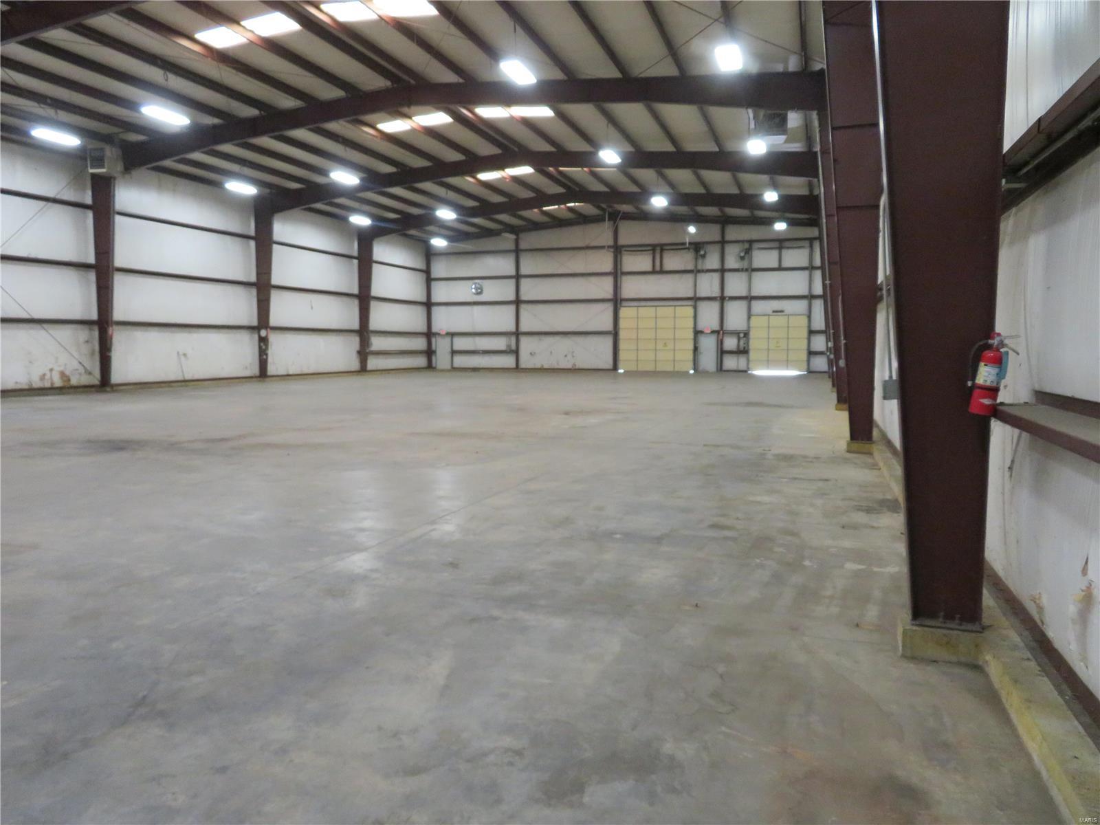 Prairie Du Pont Common Fields - Commercial Sale