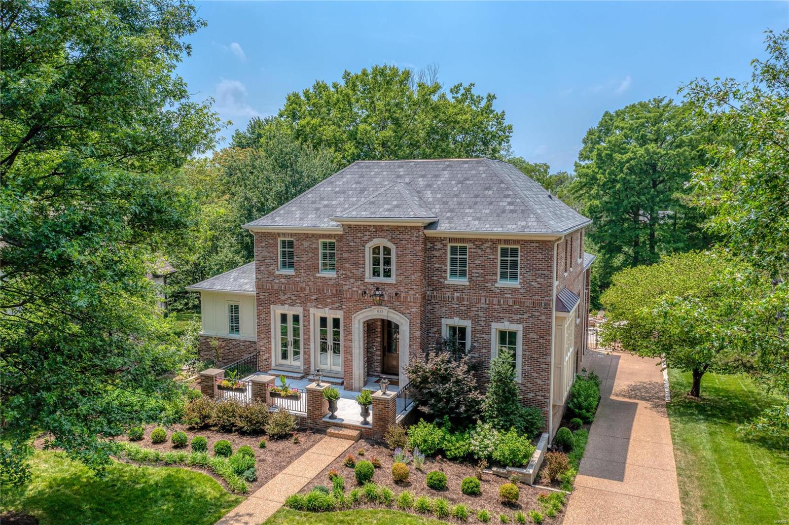 Country Club Place - Residential