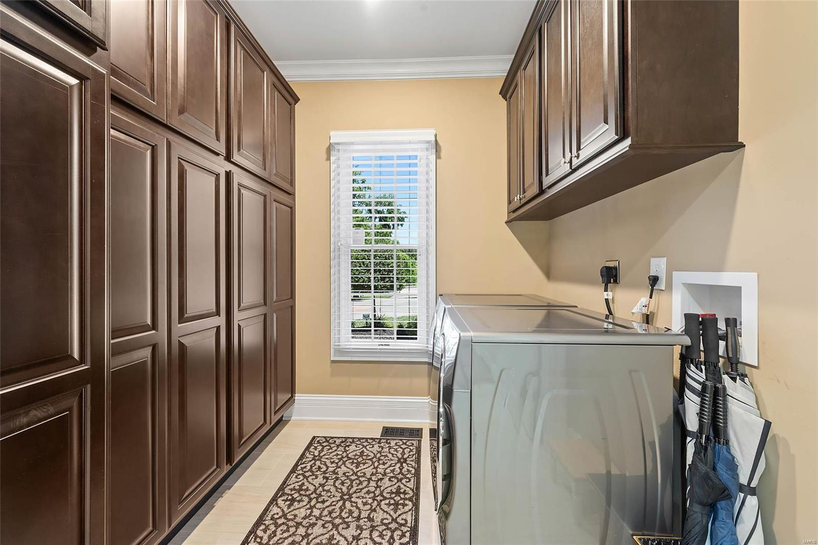Country Club Hills - Residential